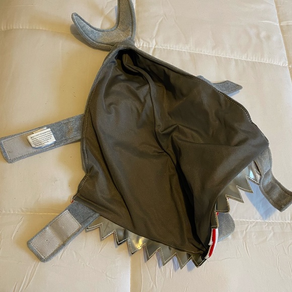 Pup Crew - Shark Dog Costume - Picture 3 of 6